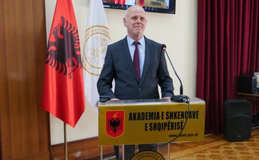 Akademiker Nazim Gruda wird Präsident der Europäischen Akademien