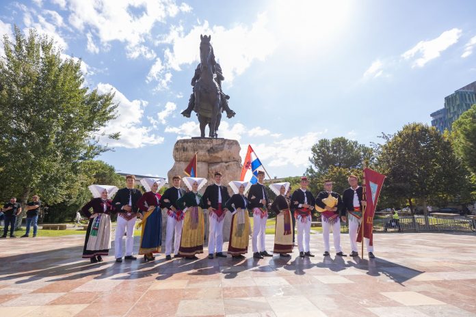 Internationale Kulturwochen: Pag bringt kroatische Traditionen und Kultur nach Tirana