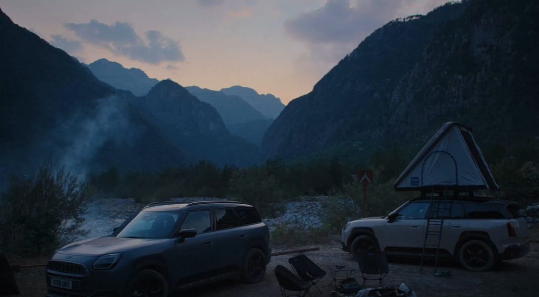 MINI Cooper wählt Albanien als Drehort für seinen Werbespot