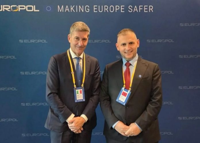 Hita auf der Europäischen Polizeichef-Konvention: Zusammenarbeit mit internationalen Partnern wird gestärkt