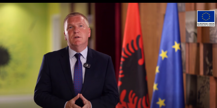 McGrath: Albanische Verbraucher verdienen wie in der EU sichere Lebensmittel und hochwertige Produkte