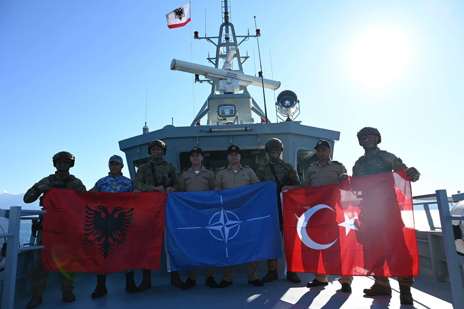 Albanien und die Türkei führen im Rahmen der NATO eine gemeinsame Marineübung durch