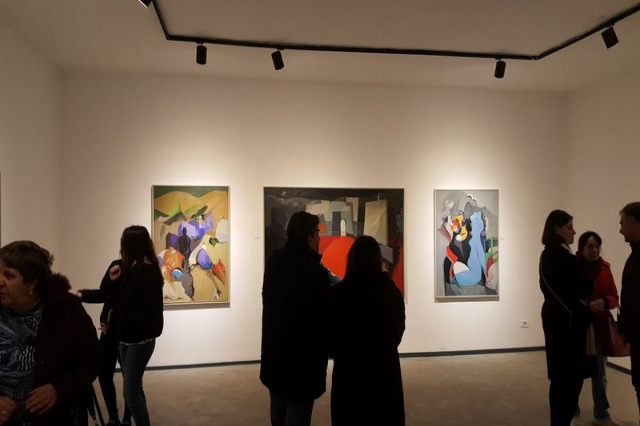 The exhibition “Gjëndje” of Fatmir Tufina presents 33 paintings for the first time in the FAB gallery