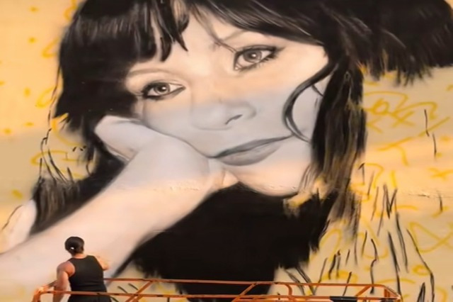 The beautiful mural in Tirana, where the great Albanian singer Vaçe Zela is being commemorated