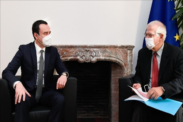 Prime Minister Kurti met in Brussels with EU High Representatives Borrell, Miroslav lajčák and Oliver Varhelyi