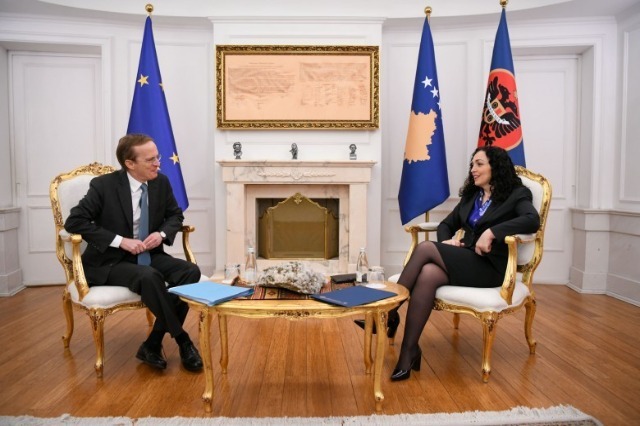 Tensions in Kosova, Osmani: Criminal gangs in the north must be condemned by anyone