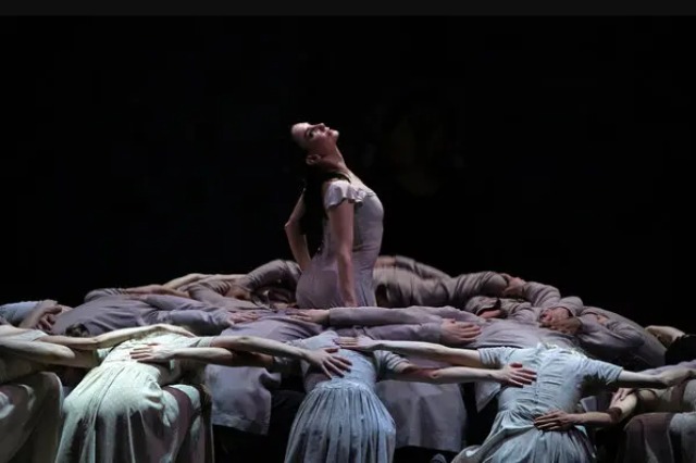 Giselle: Albanian Ballet Troupe’s Captivating Tale of Eternal Love Debuts in Palma de Mallorca