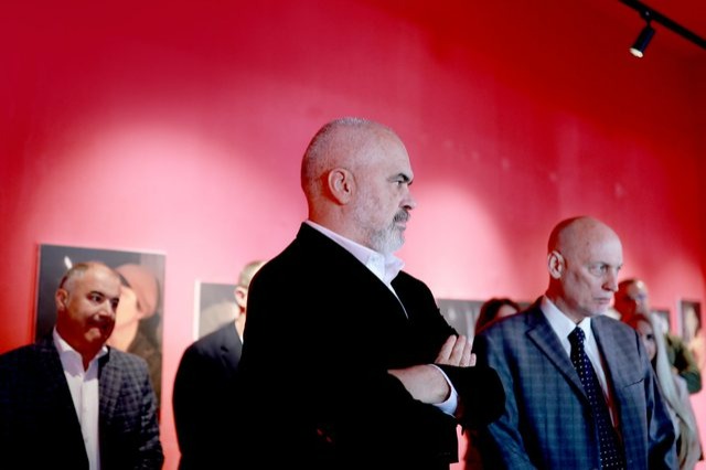 Pm Rama visits exhibition on Israeli Cultural Week
