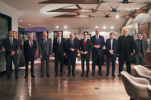 Prime Minister Edi Rama published photos from the meeting in Skopje
