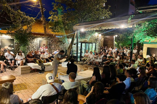 The show “Qorri”, round of applause from the public of Shkodra and tourists alike for its impactful message