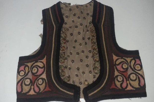 Luma’s area traditional clothes, color and elegance