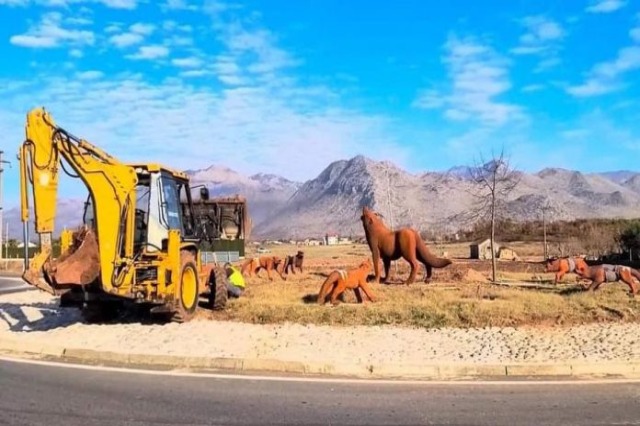 Ruowang’s masterpiece at Koplik Roundabout