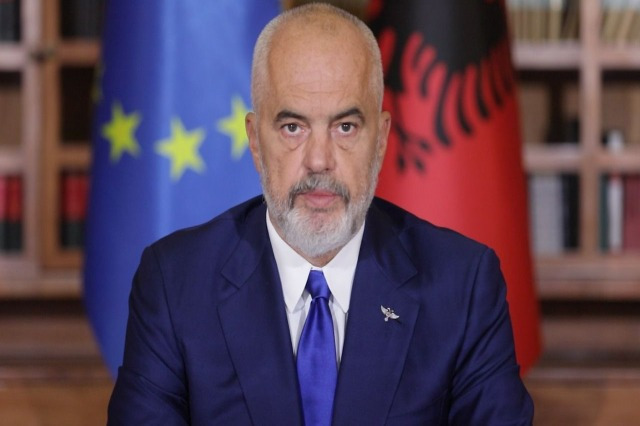 Removal of barricades in the north of Kosovo, Rama: Nothing new, the show lasted longer, the end was the same