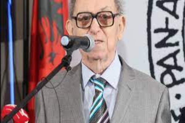 The well-known writer of Albanian letters, Naum Prifti, passes away at 91.