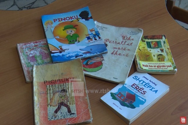 The initiative ‘Book Everywhere with You’ is launched by the ‘Agim Spahiu’ library in Kukës as part of the Month of Books