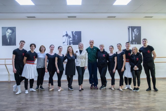 “Paganini” will go up to the theater of Genoa, with the Albanian dress