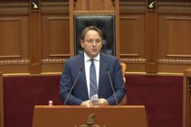 Commissioner Varhelyi: Provide vaccines in the Western Balkans as soon as possible