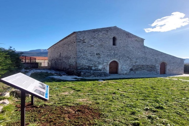 Shkodër, RDCH improves site display boards at Saint Friday and Saint Veneranda churches