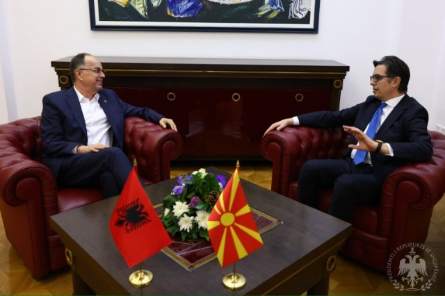 President Begaj meets counterpart Pendarovski in Skopje