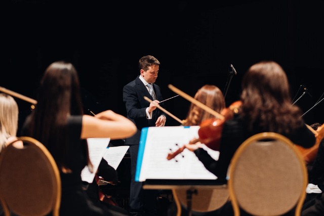Concerts in Prishtina and Tirana by the piano master, Peter Donohoe