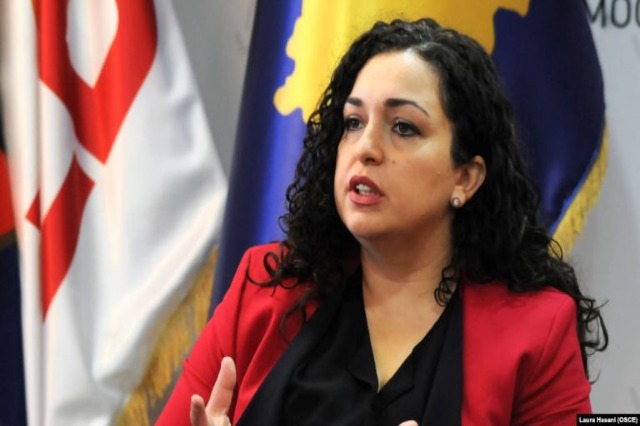 Vjosa Osmani calls on citizens: Get vaccinated, it is a patriotic act