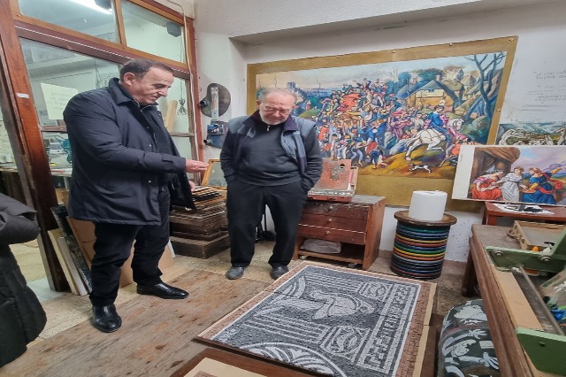 Anastas Kostandini, mosaic with Illyrian motifs for the city of Pogradec