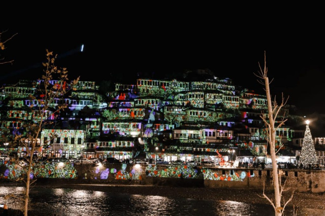Spectacular moments over Mangalem, Onufri’s treasures adorn the historic quarter