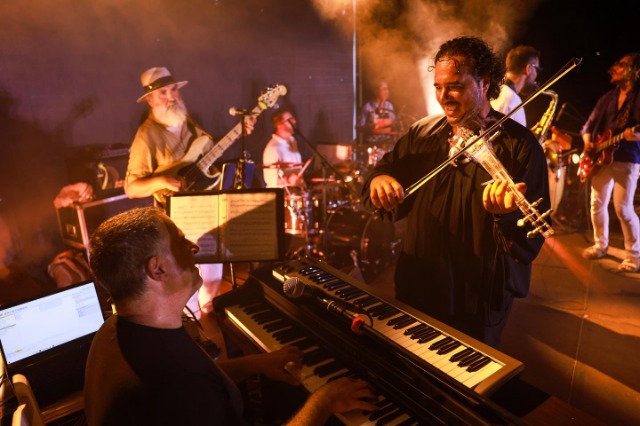 The 3rd edition of the Porto Palermo Festival closed, good music even outside the walls of the castle