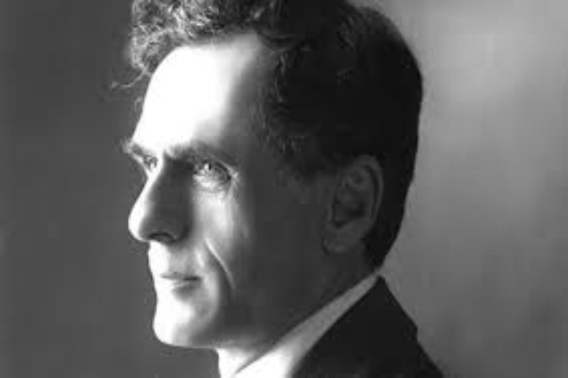 Mit’hat Frashëri – Albanian diplomat, writer and  politician