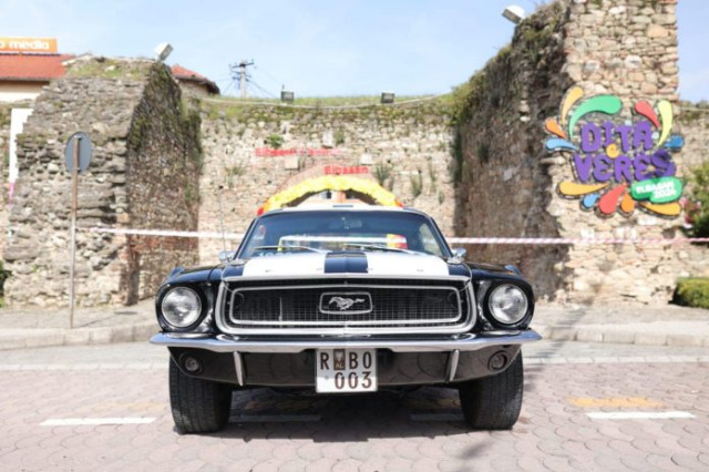 Retro cars are being exhibited in Elbasan for Summer Day