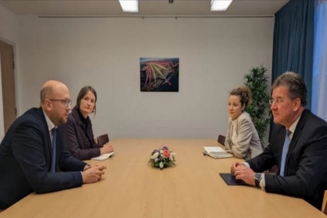 Lajcak meets the German Special Envoy: I clarified the state of dialogue between Kosovo and Serbia