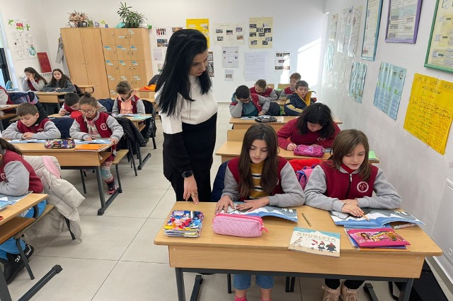 The National Historical Museum informs the children about the importance of Xhubleta