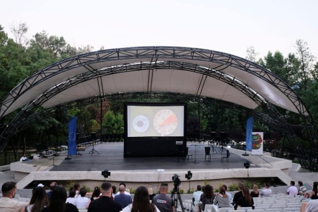 Tirana welcomes filmmakers and photographers from all over the world, Veliaj: Extraordinary artistic event
