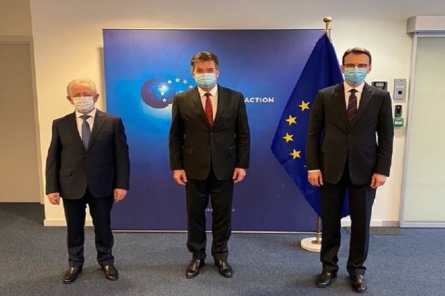 Kosovo and Serbia reach agreement in Brussels on the issue of license plates
