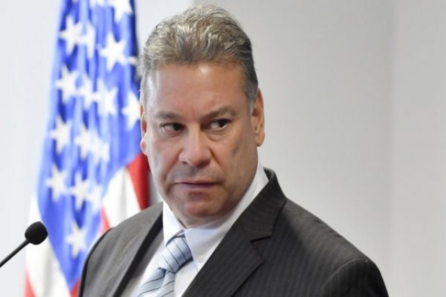 Kosova-Serbia, Escobar uses imperative mood: Start discussions about the Association immediately