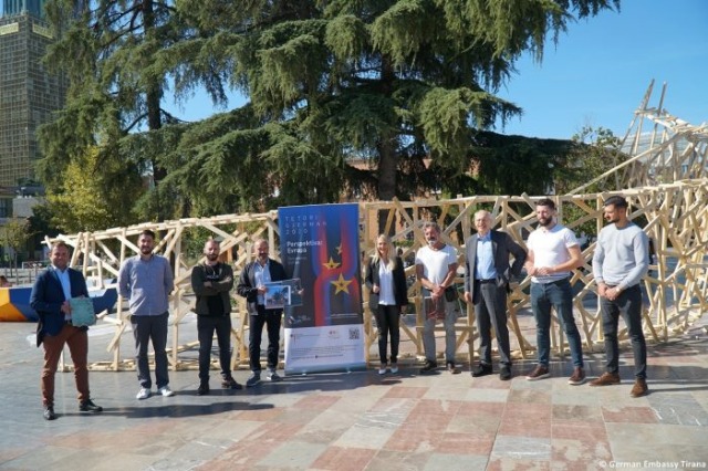 German October/ ”Wooden Cloud” placed at Scanderbeg Square