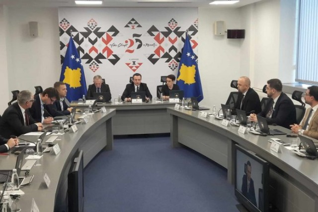 Kosovo Prime Minister Urges Diaspora to Register for February 9 Elections