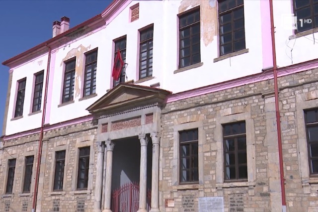 Revival of French Lycée of Korça, a project for a college after the visit of President Macron to Tirana