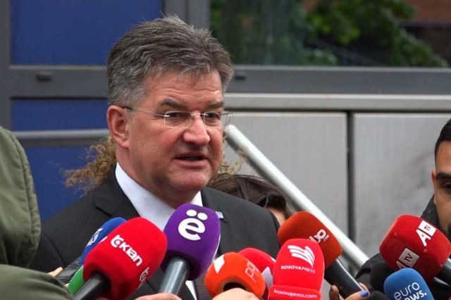 Lajçak meets with Kurti: It is important to understand the next steps, to focus on normalization