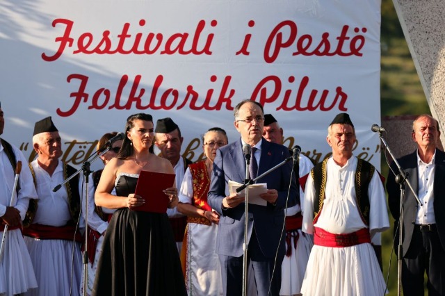 Begaj at the ‘White Night’s Festival’in Pilur:  Singing is an institution