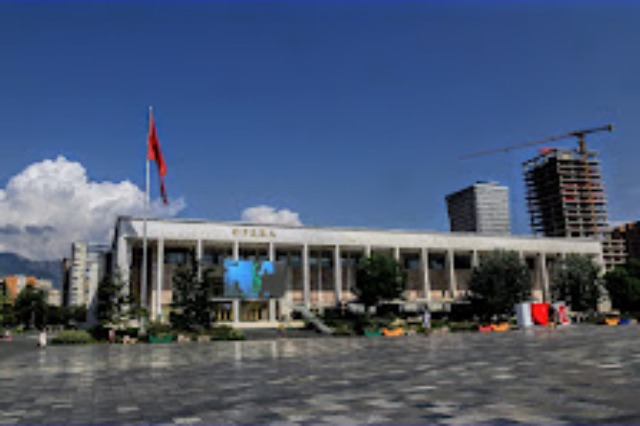 “AlBa” Baroque Music Festival started last evening at Opera and Ballet Theater in Tirana