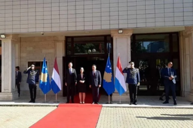 Osmani receives Prime Ministers Rutte and Bettel to a meeting