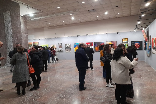 10 artists of contemporary art exhibition at the National History Museum