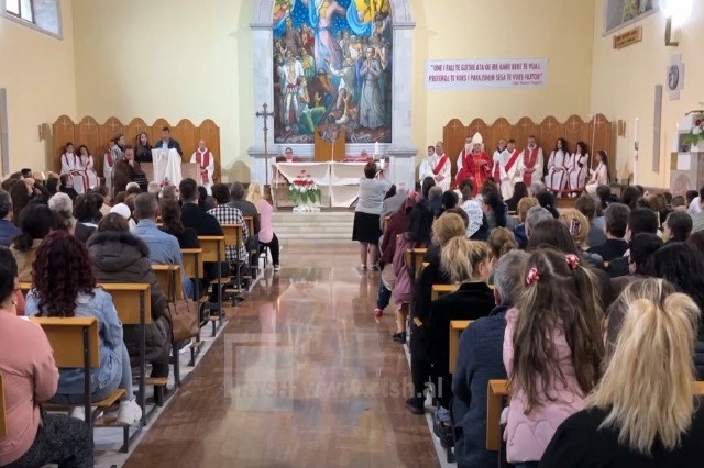 Lezha Commemorates Religious Martyrs in Ceremony at Church Housing the Remains of “The Three Ones”