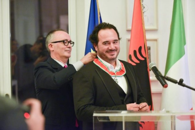 Albanian violinist Olen Cesari decorated by the Italian President as “Commendatore dell’Ordine della Stella d’Italia”