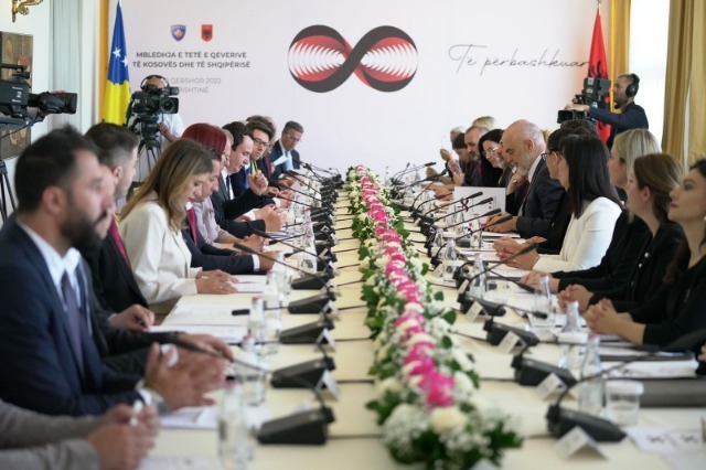 Rama: Unified ABC book in every country where there are Albanians! Kurti:  Intensive cooperation between the two countries,