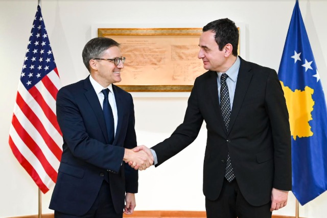 Kurti talks with Chollet: The European proposal is a good basis to intensify the dialogue
