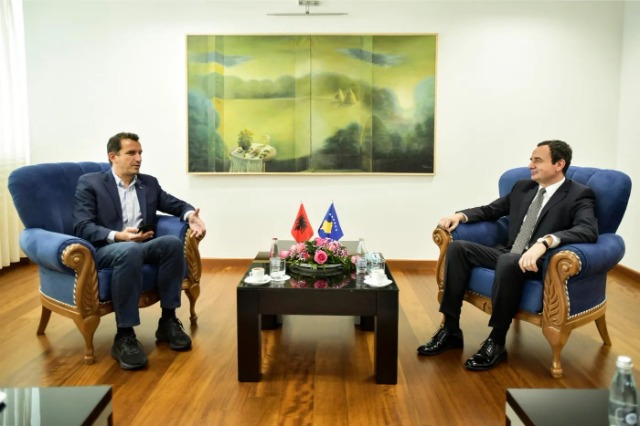 Mayor Veliaj visits Prishtina, meets with Pm of Kosovo, Albin Kurti