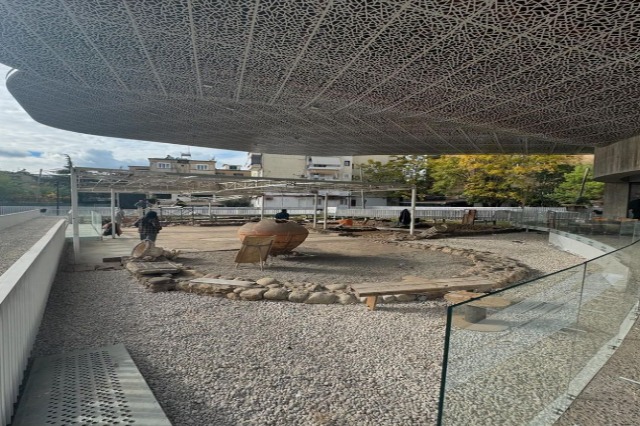 Tirana Mosaic: Final Touches to Attract Visitors’ Attention
