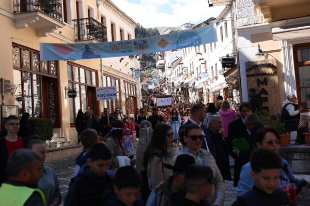 Festive weekend in Gjirokastër, from artisanal works to the Carnival parade